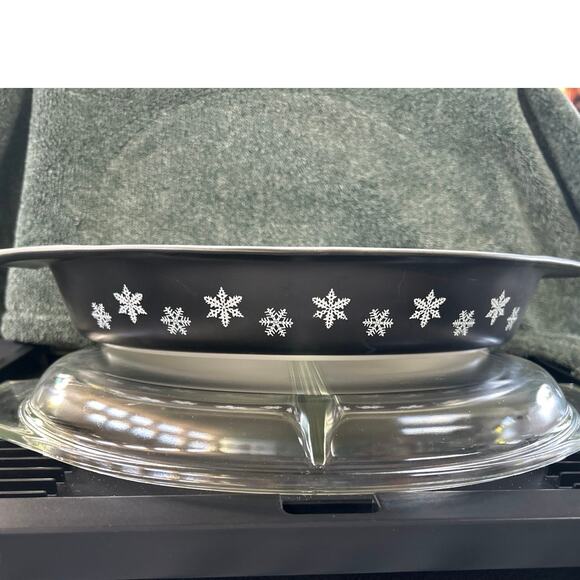 NOS Pyrex Lidded Opalware Glass Snowflake Pattern c1956 - Picture 3 of 16